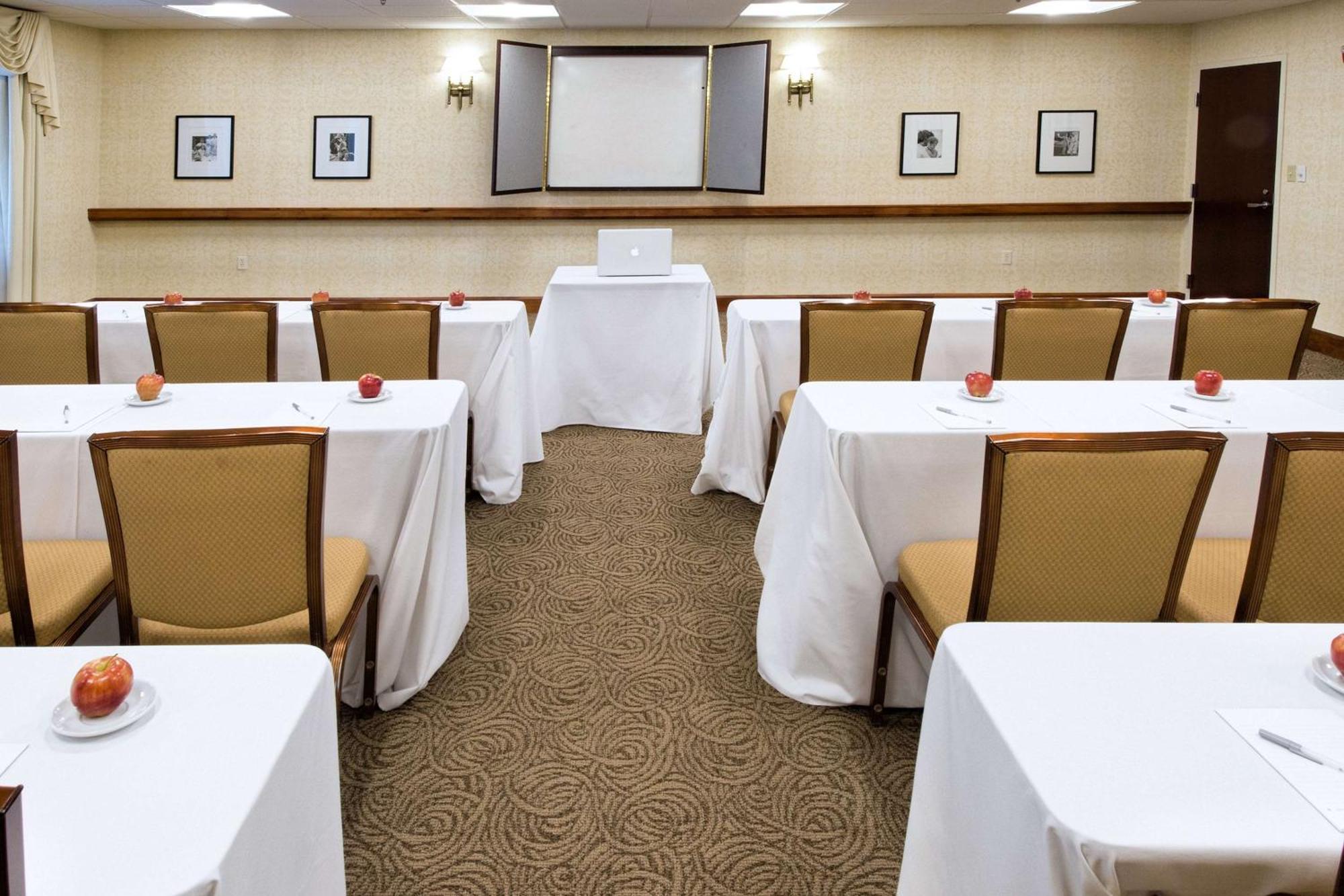 Hampton Inn Boston-Norwood Eksteriør billede